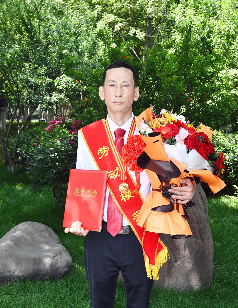 ����һ�������� ����������F·