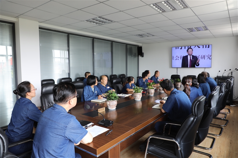 李艷芳到機(jī)關(guān)黨委宣講習(xí)近平總書記“七一”重要講話精神和旁聽督導(dǎo)黨委理論學(xué)習(xí)中心組學(xué)習(xí)